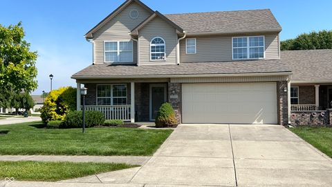 Photo of 1204 Worcester Way, Greenfield, IN 46140 (MLS # 22103701)
