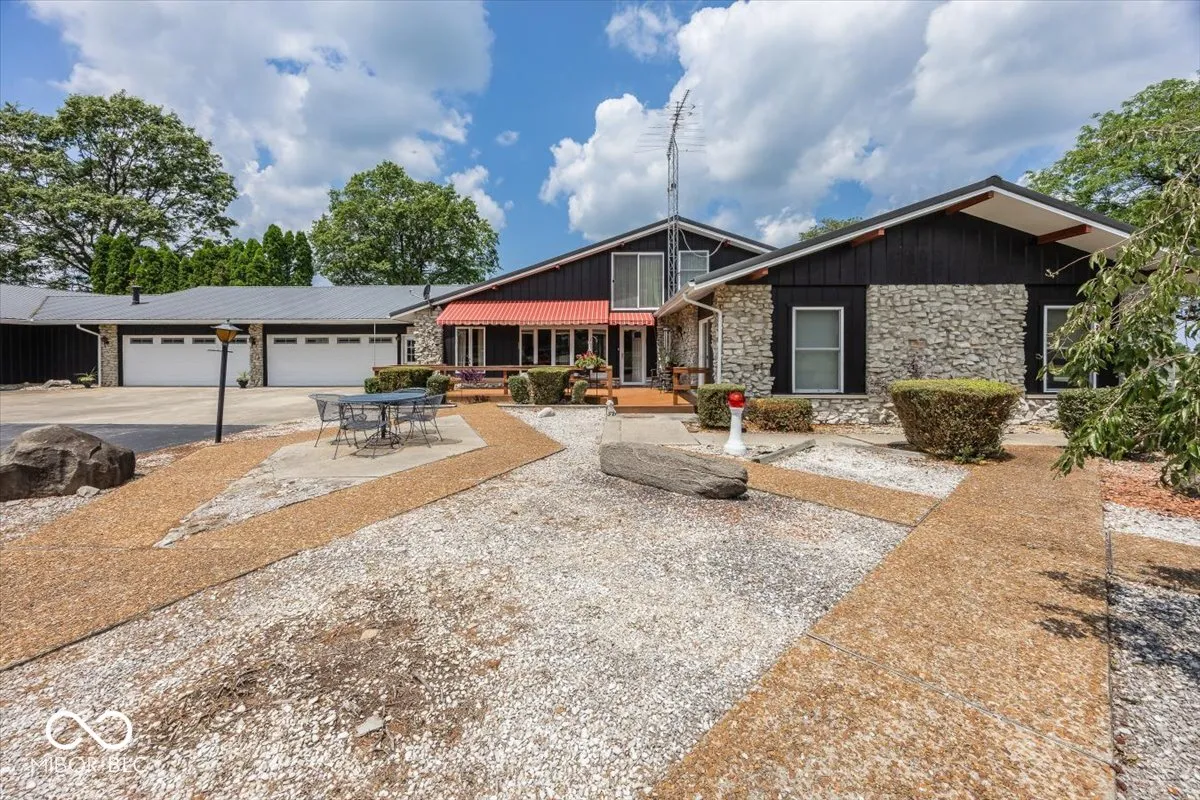 Daleville, Indiana 47334, United States, ,Commercial,Active,50884