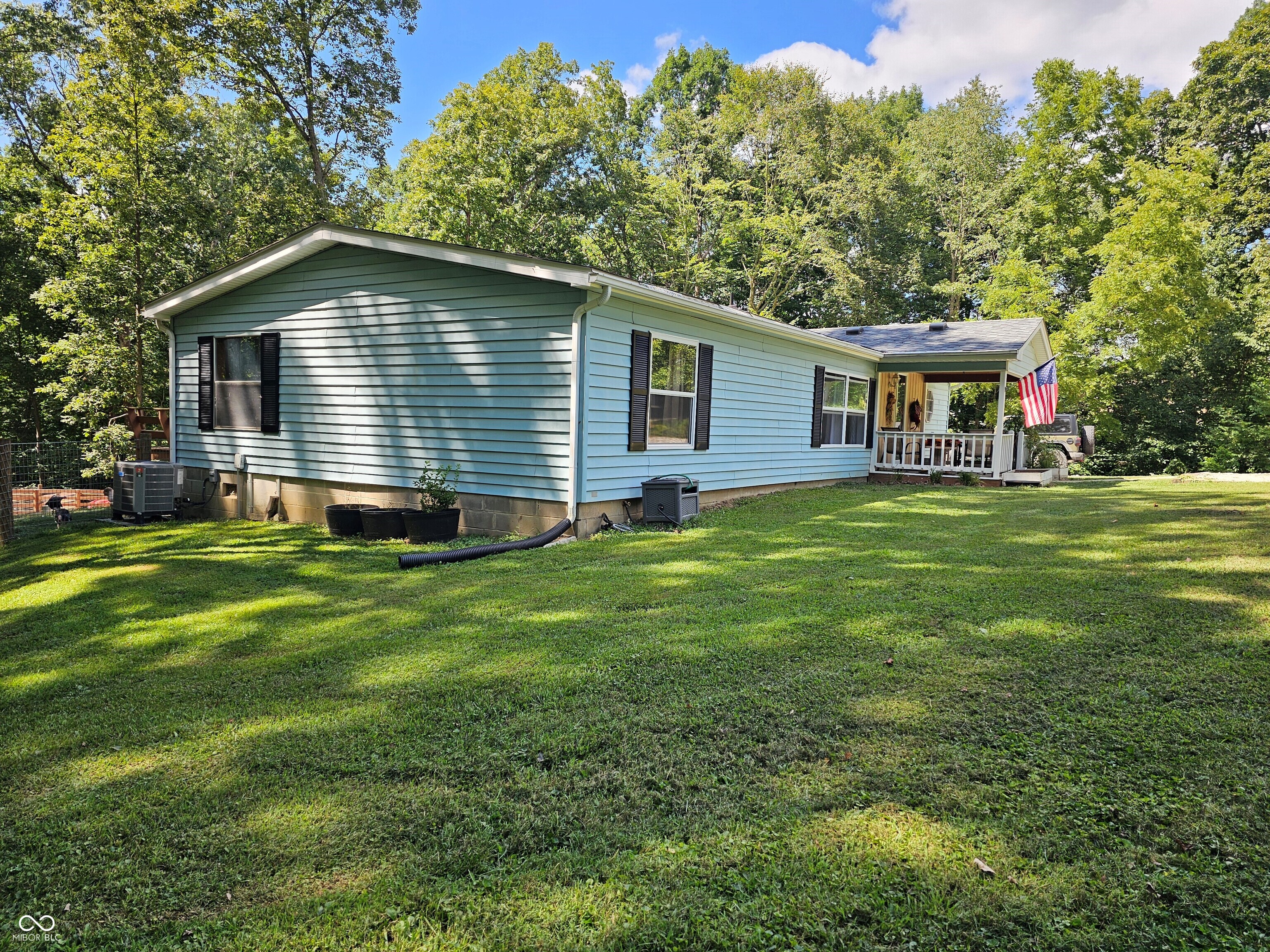 7616 N Oak Ridge Road