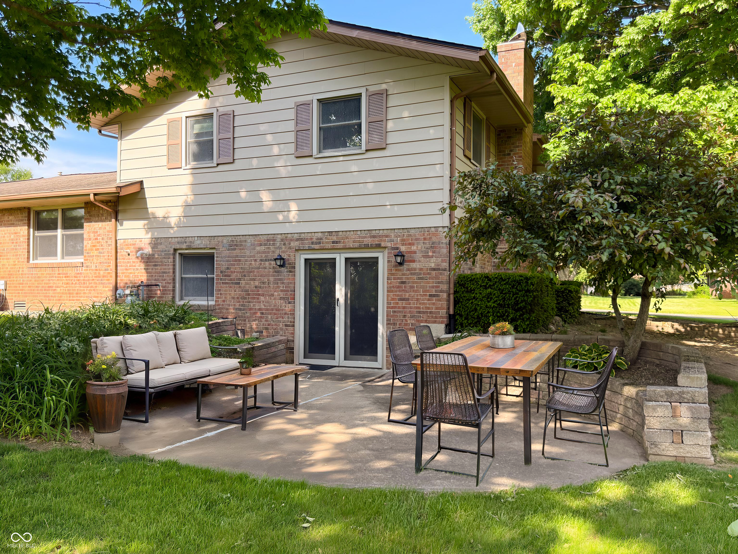 5730 Teresa Drive