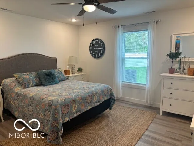 Columbus, Indiana 47201, United States, 2 Bedrooms Bedrooms, ,2 BathroomsBathrooms,Residential,Active,118170