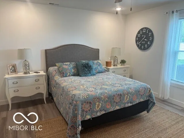 Columbus, Indiana 47201, United States, 2 Bedrooms Bedrooms, ,2 BathroomsBathrooms,Residential,Active,118170