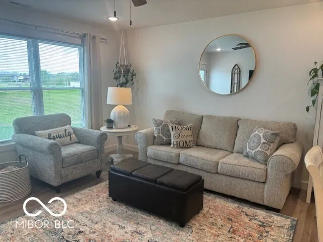 Columbus, Indiana 47201, United States, 2 Bedrooms Bedrooms, ,2 BathroomsBathrooms,Residential,Active,118170