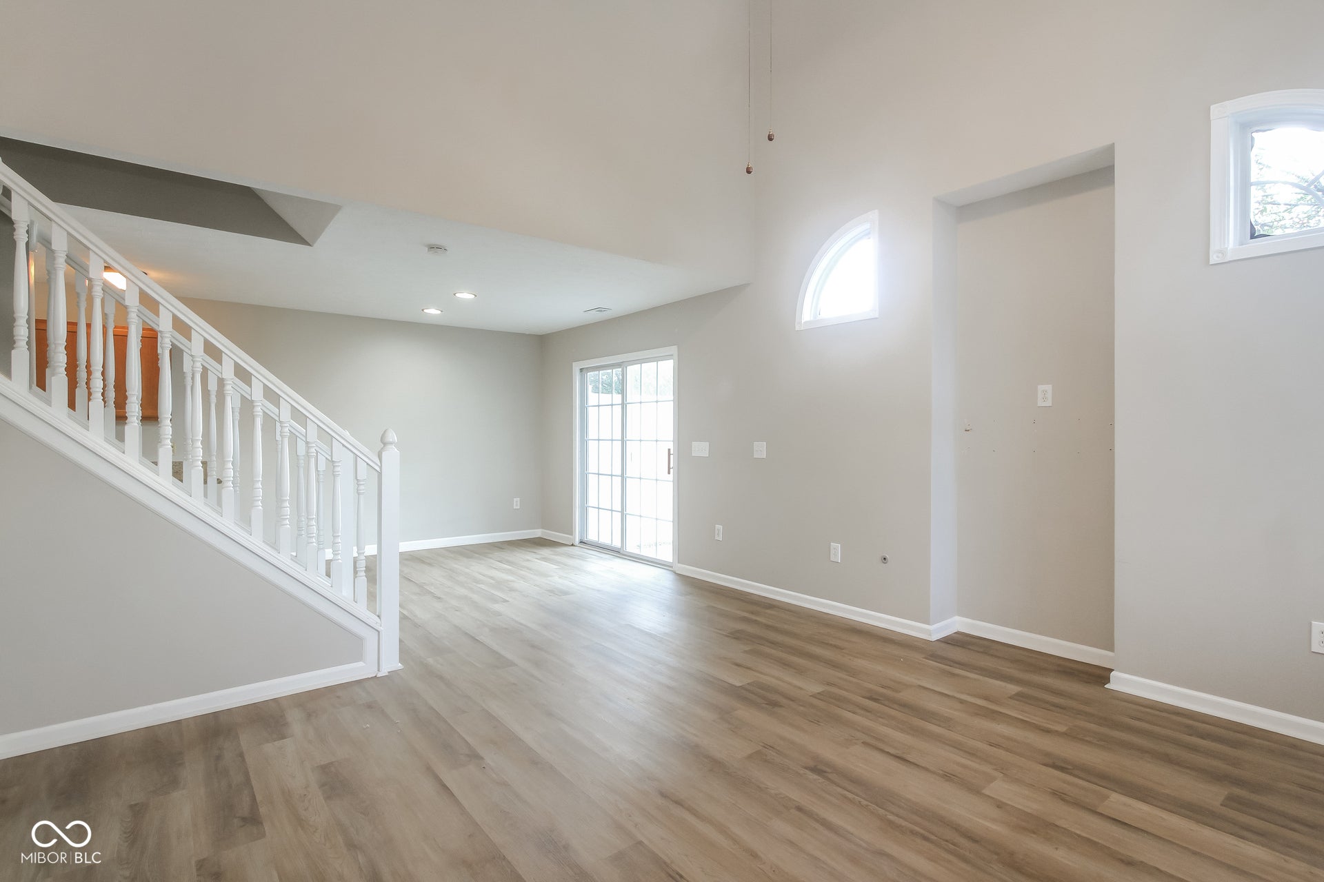 5907 Marina View Lane