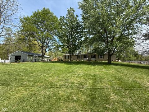 2116 Mount Liberty Road Nashville IN 47448