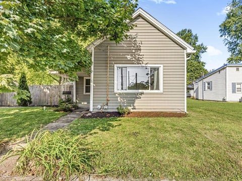 Photo of 508 S State ST, Greenfield, IN 46140 (MLS # 22123431)