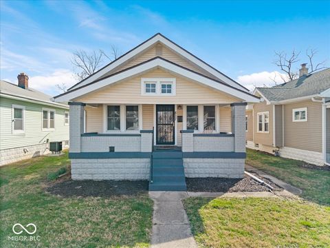 Photo of 827 Wallace Avenue, Indianapolis, IN 46201 (MLS # 22089287)