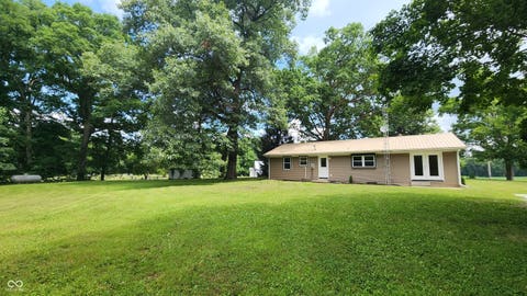 Photo for 1577 W State Road 32
