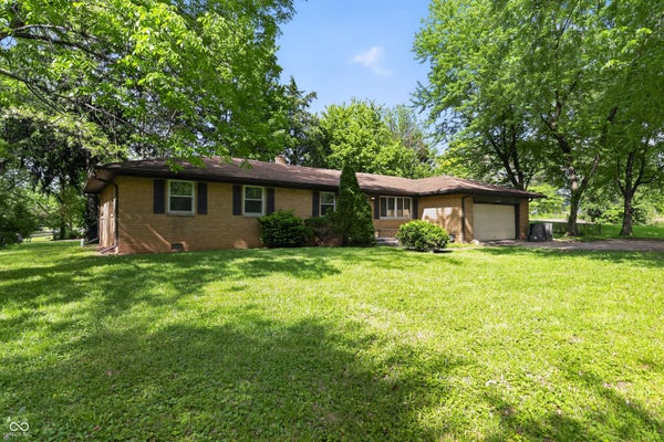 4600 E 42ND ST, INDIANAPOLIS, IN 46226 - Image 39ea443c963d4a1ec315e61d48cd30a6/1976558493