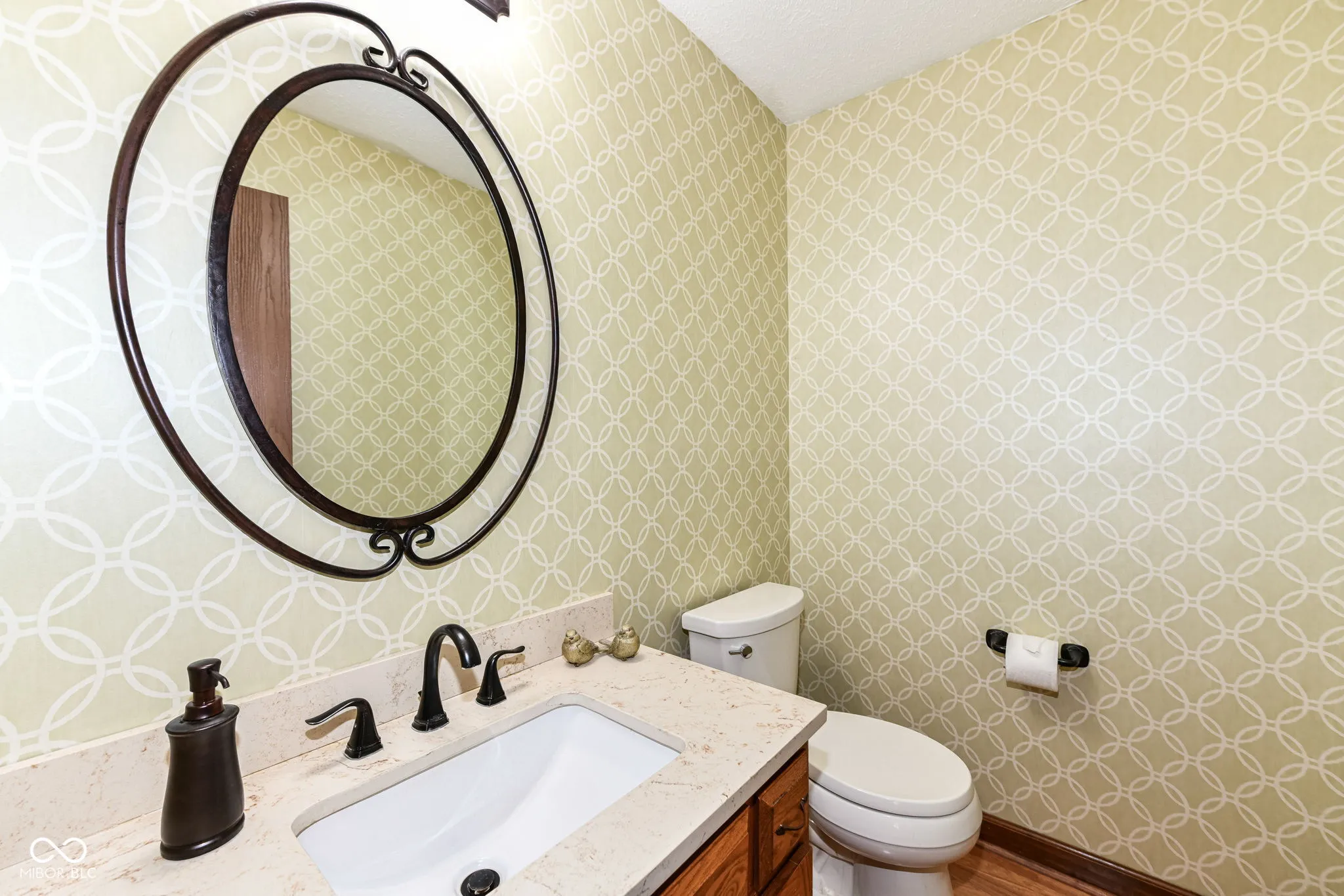 Avon, Indiana 46123, United States, 4 Bedrooms Bedrooms, ,4 BathroomsBathrooms,Residential,Pending,203693