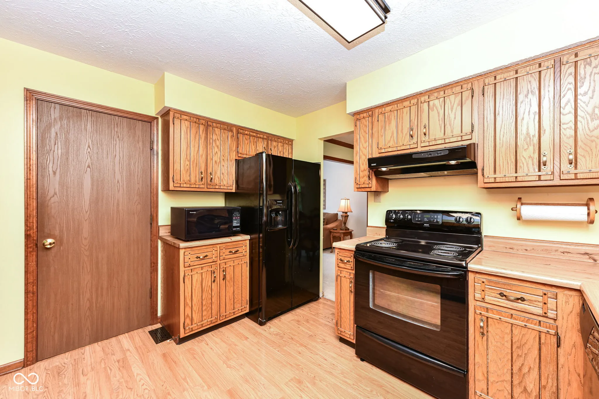 Avon, Indiana 46123, United States, 4 Bedrooms Bedrooms, ,4 BathroomsBathrooms,Residential,Pending,203693