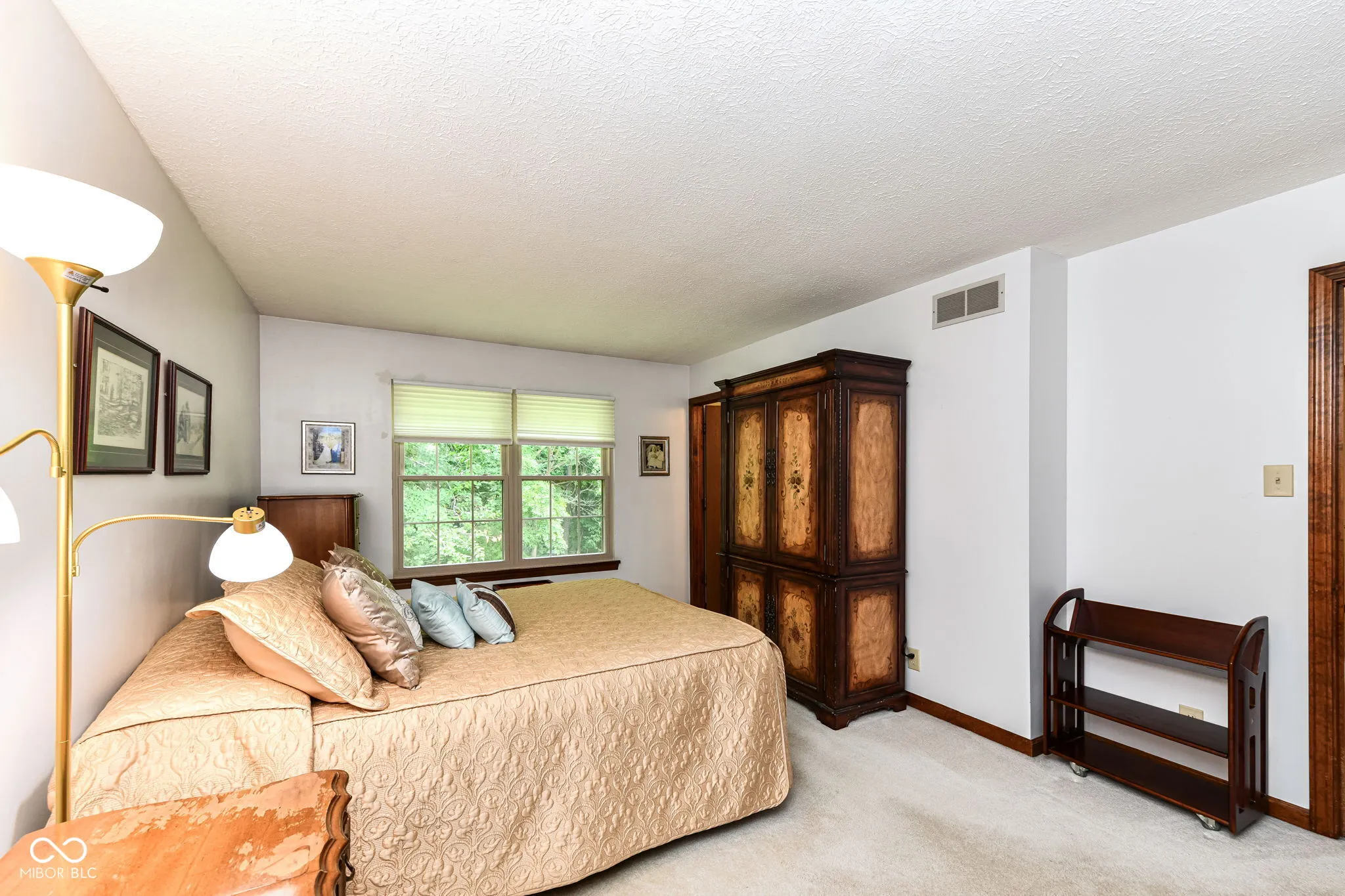 Avon, Indiana 46123, United States, 4 Bedrooms Bedrooms, ,4 BathroomsBathrooms,Residential,Pending,203693