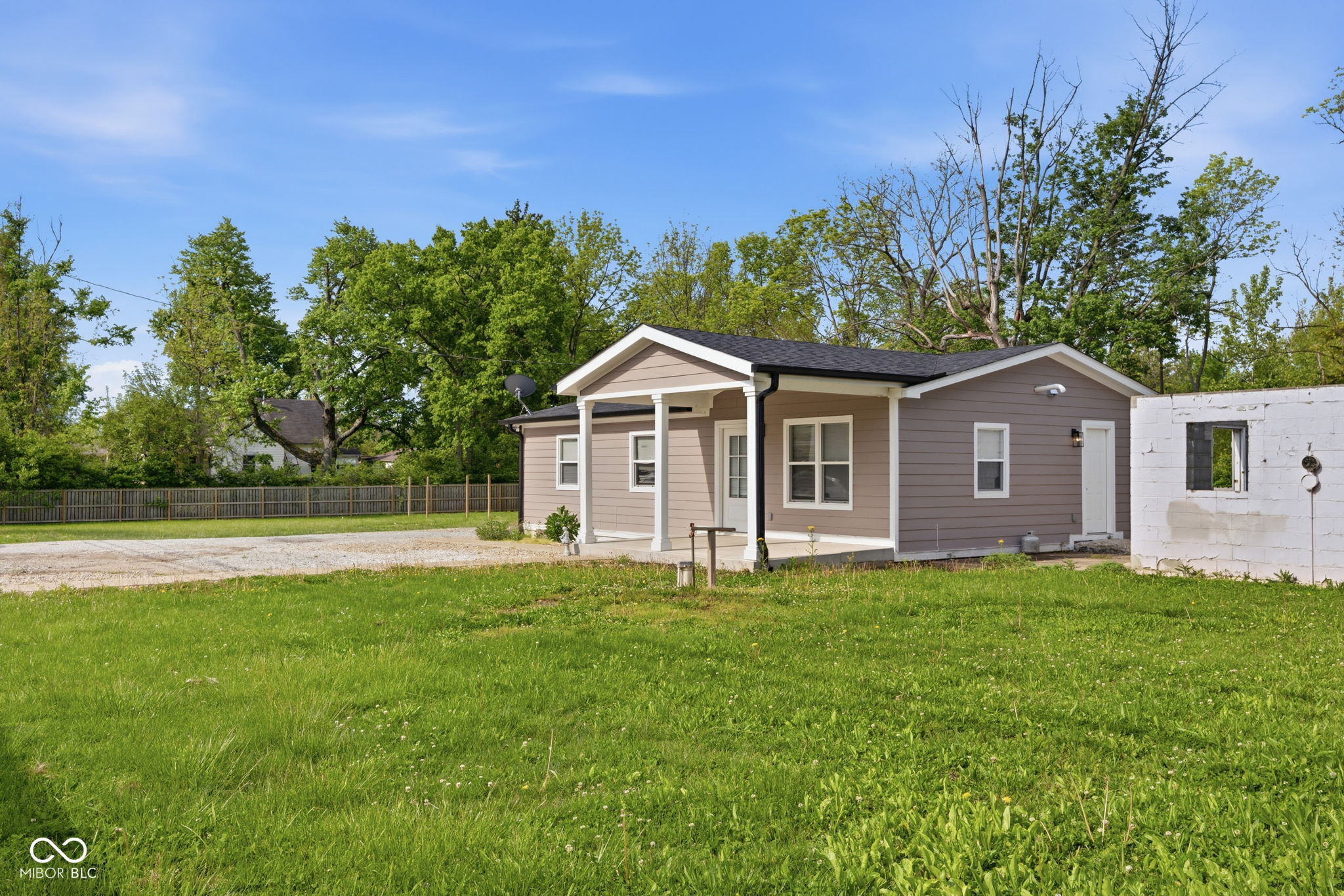 2616 2624 S County Road 1050 E