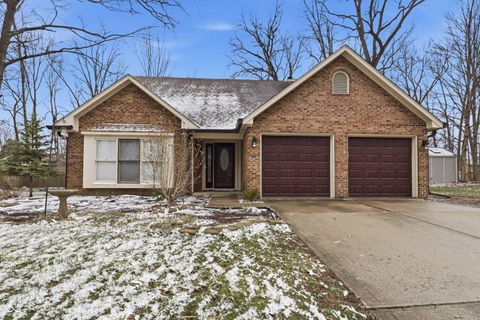 Photo of 8731 Ginnylock Drive, Indianapolis, IN 46256 (MLS # 22090234)