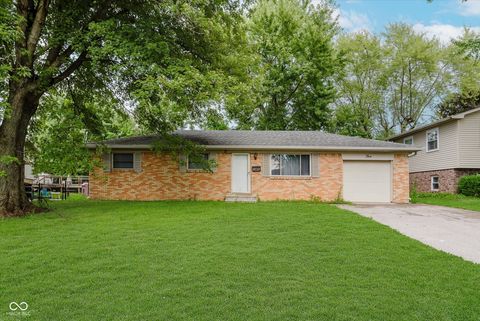 Photo of 5 Whitewood Court, Beech Grove, IN 46107 (MLS # 22056999)