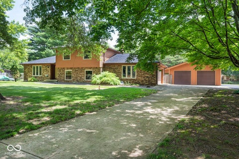 Photo of 1743 Ramsey Lane, Plainfield, IN 46168 (MLS # 22106591)