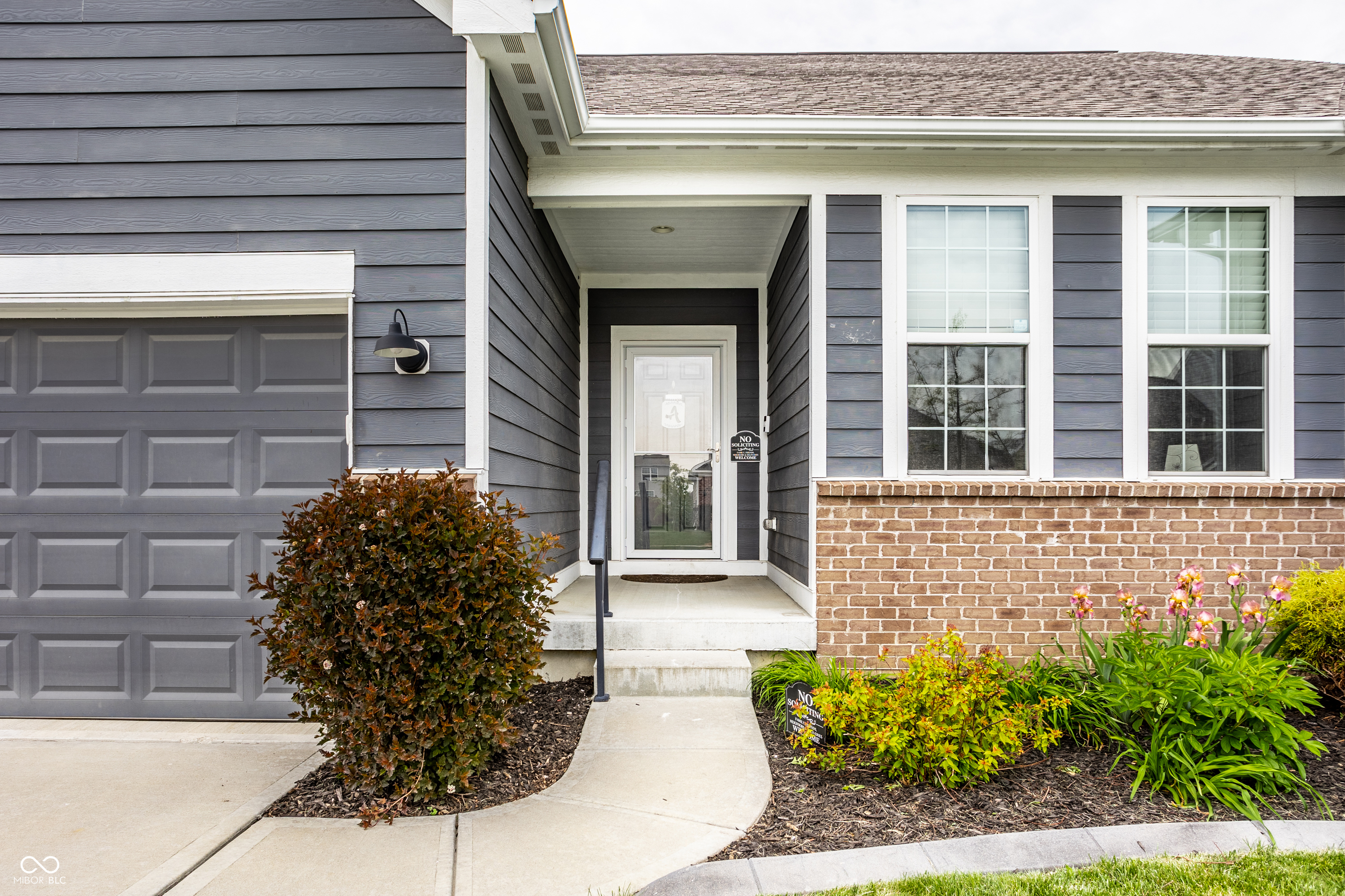 6138 Crabapple Drive