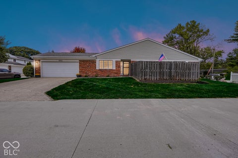 Photo of 5503 Vin Rose LN, Indianapolis, IN 46226 (MLS # 22127232)