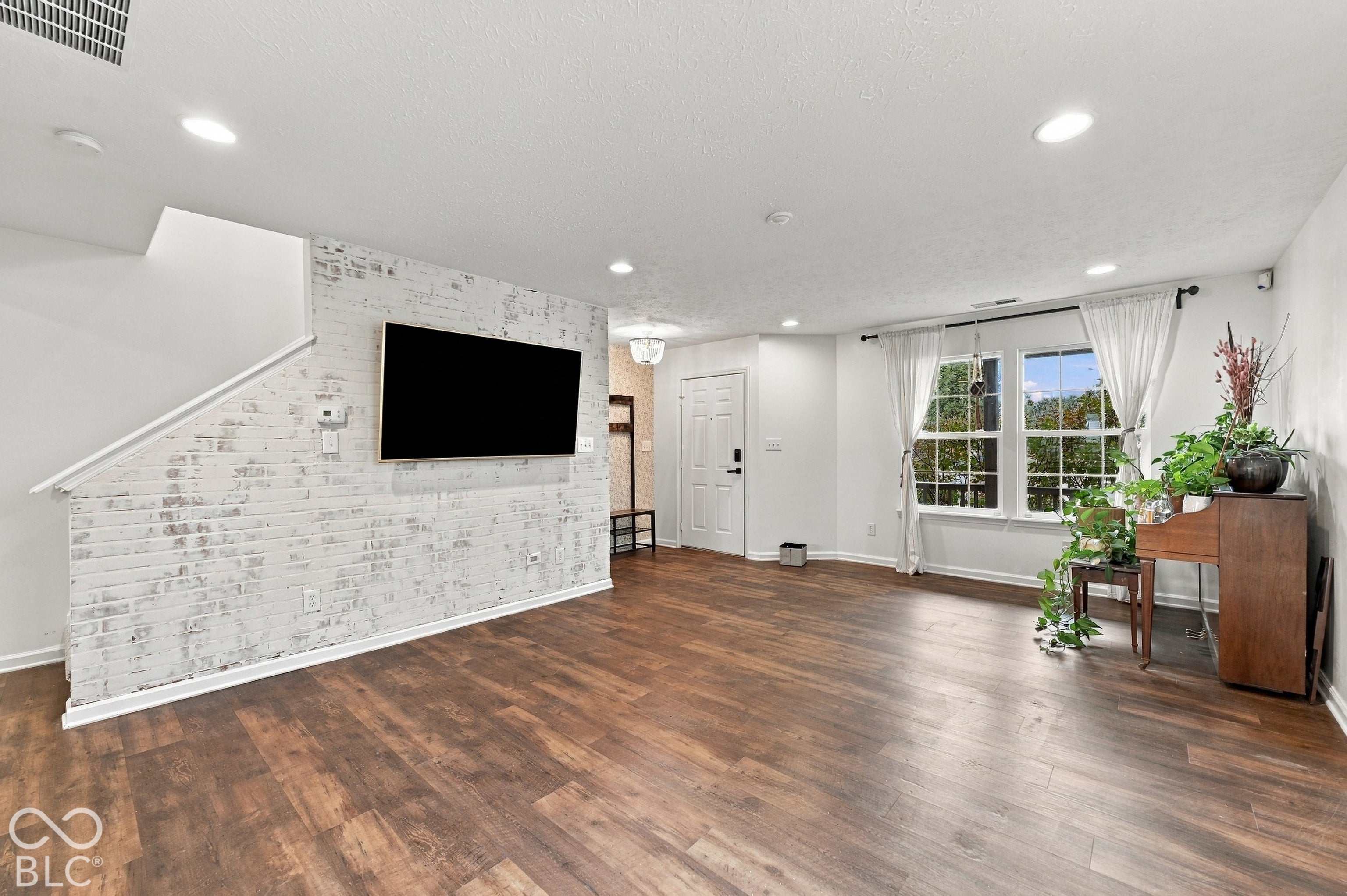 115 Cove