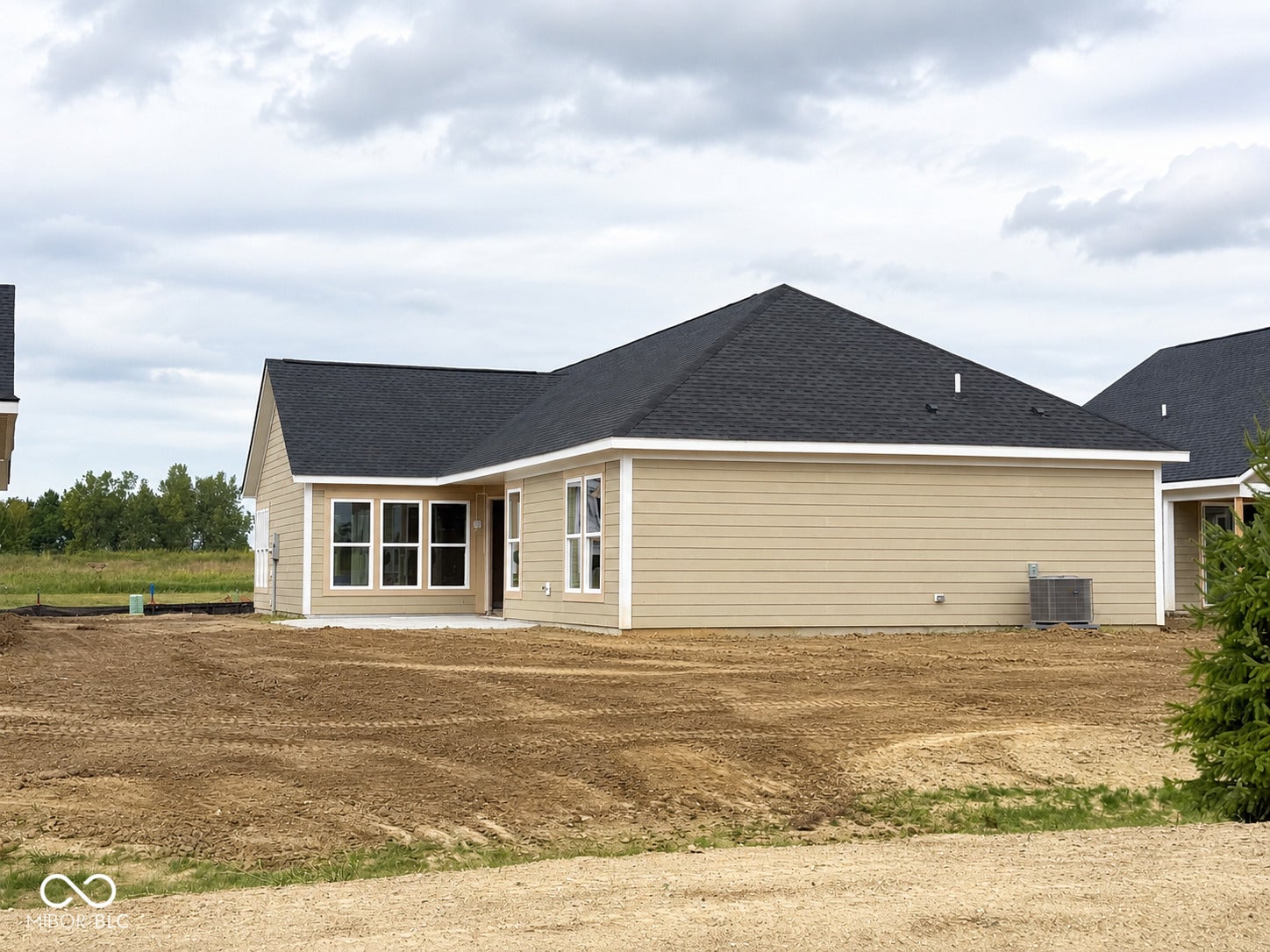 8847 Constitution Trail