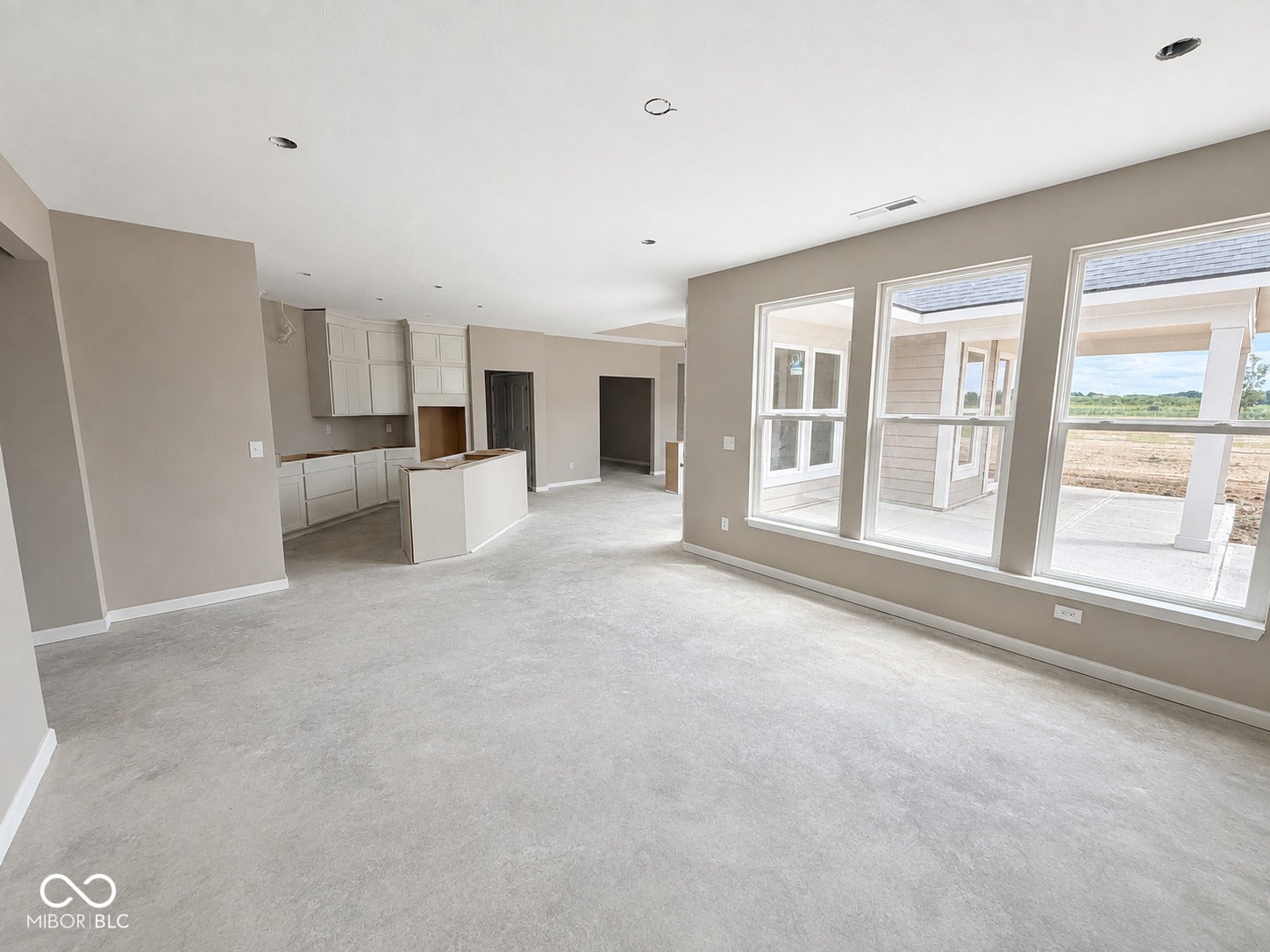8847 Constitution Trail