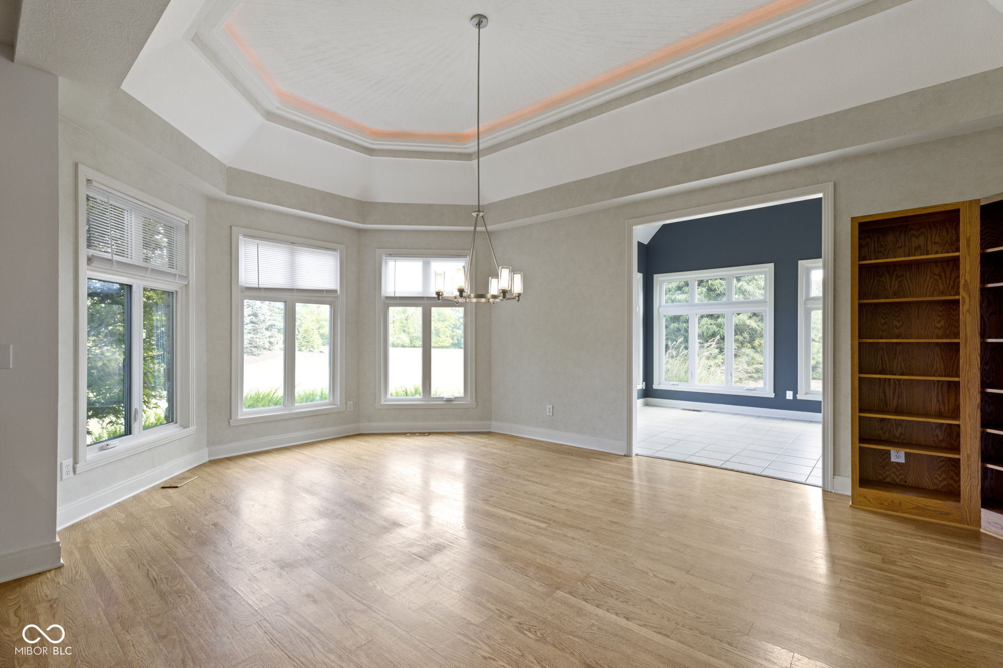 9420 Timberwolf Lane