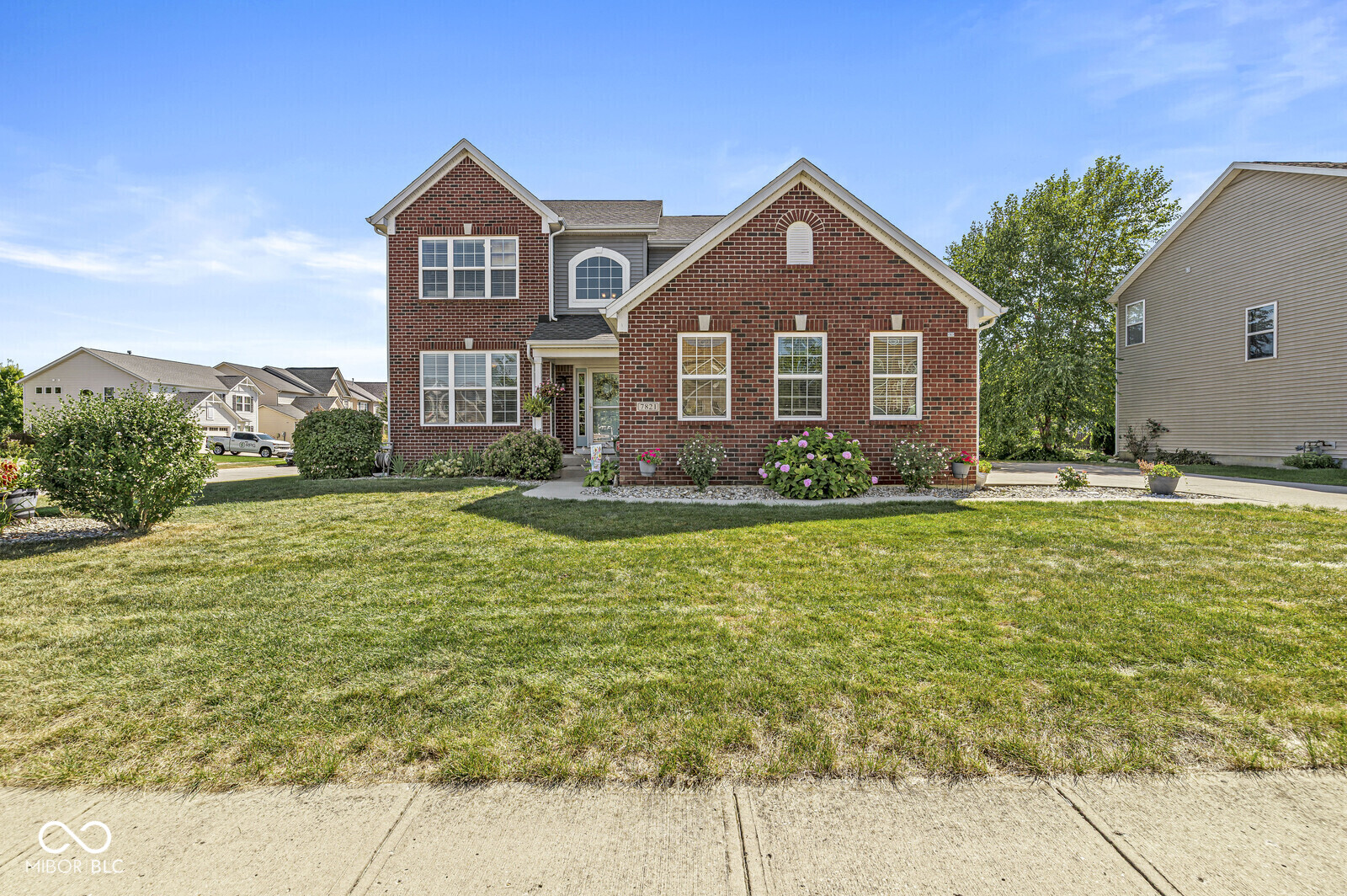 7821 Wedgetail Drive