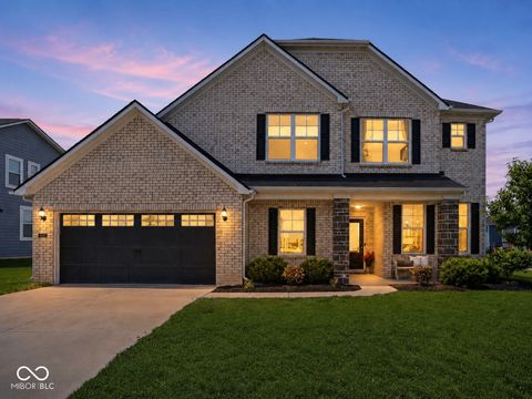 Photo of 18884 Pinda Drive, Westfield, IN 46074 (MLS # 22105944)