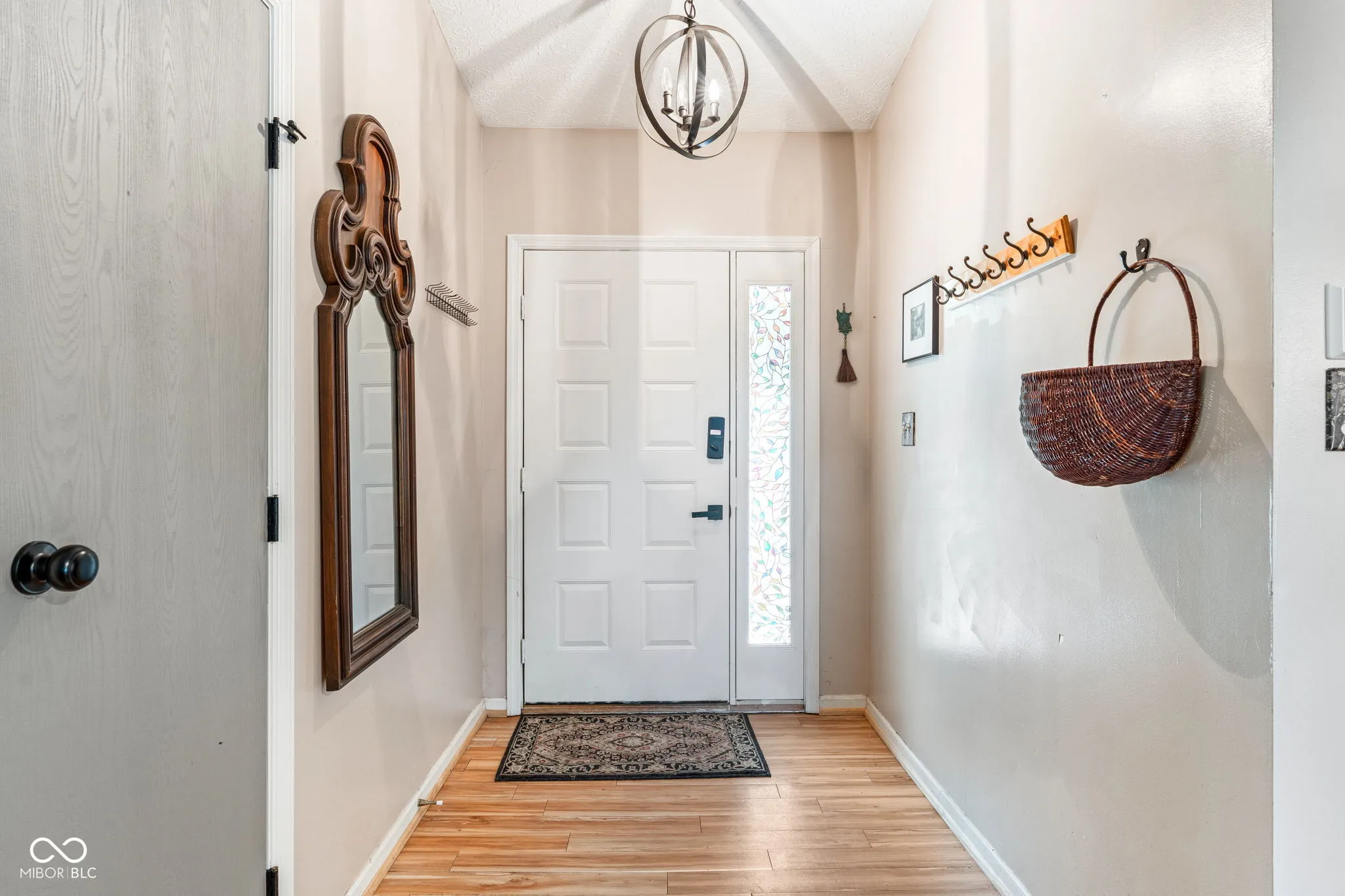 Indianapolis, Indiana 46254, United States, 3 Bedrooms Bedrooms, ,2 BathroomsBathrooms,Residential,Active,161311