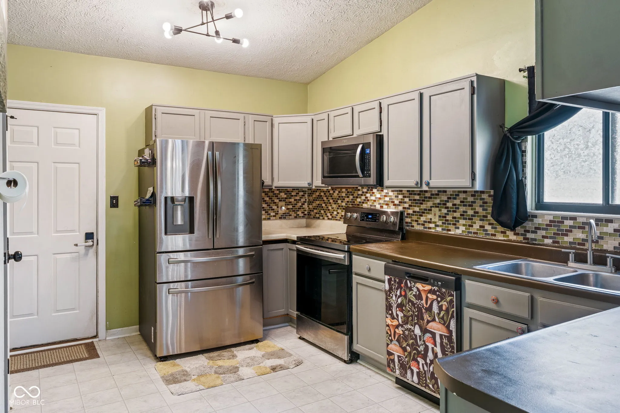 Indianapolis, Indiana 46254, United States, 3 Bedrooms Bedrooms, ,2 BathroomsBathrooms,Residential,Active,161311