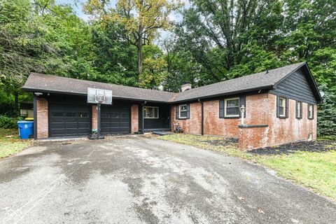 9202 Sherwood Lane Indianapolis IN 46240