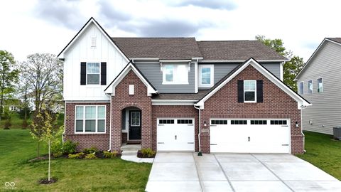 Photo of 11845 Lyndale Drive, Fishers, IN 46040 (MLS # 22100530)