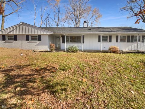 Photo of 7459 Harcourt Road, Indianapolis, IN 46260 (MLS # 22073926)