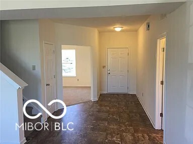 5421 Tanglewood Lane