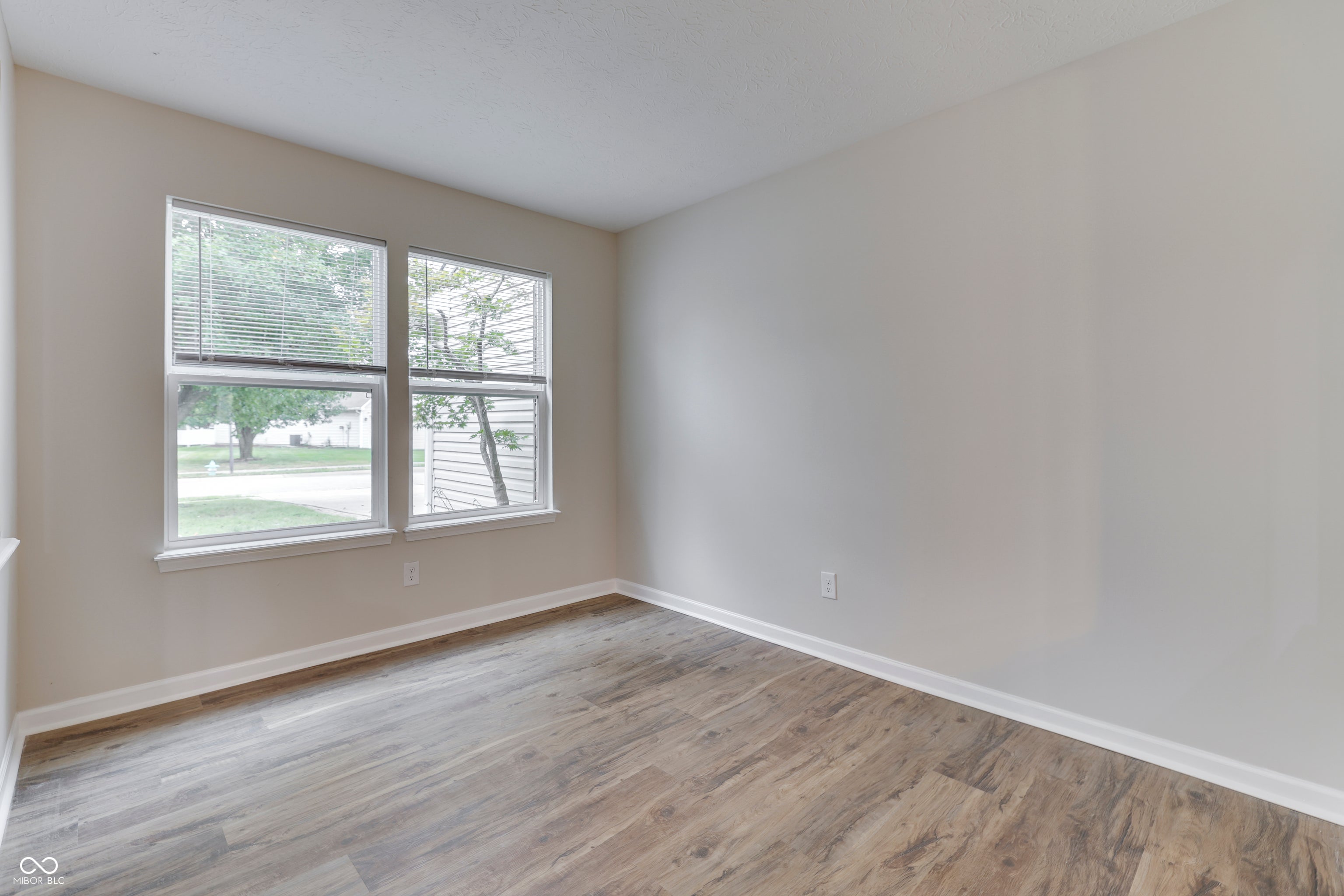 7329 Oak Knoll Drive