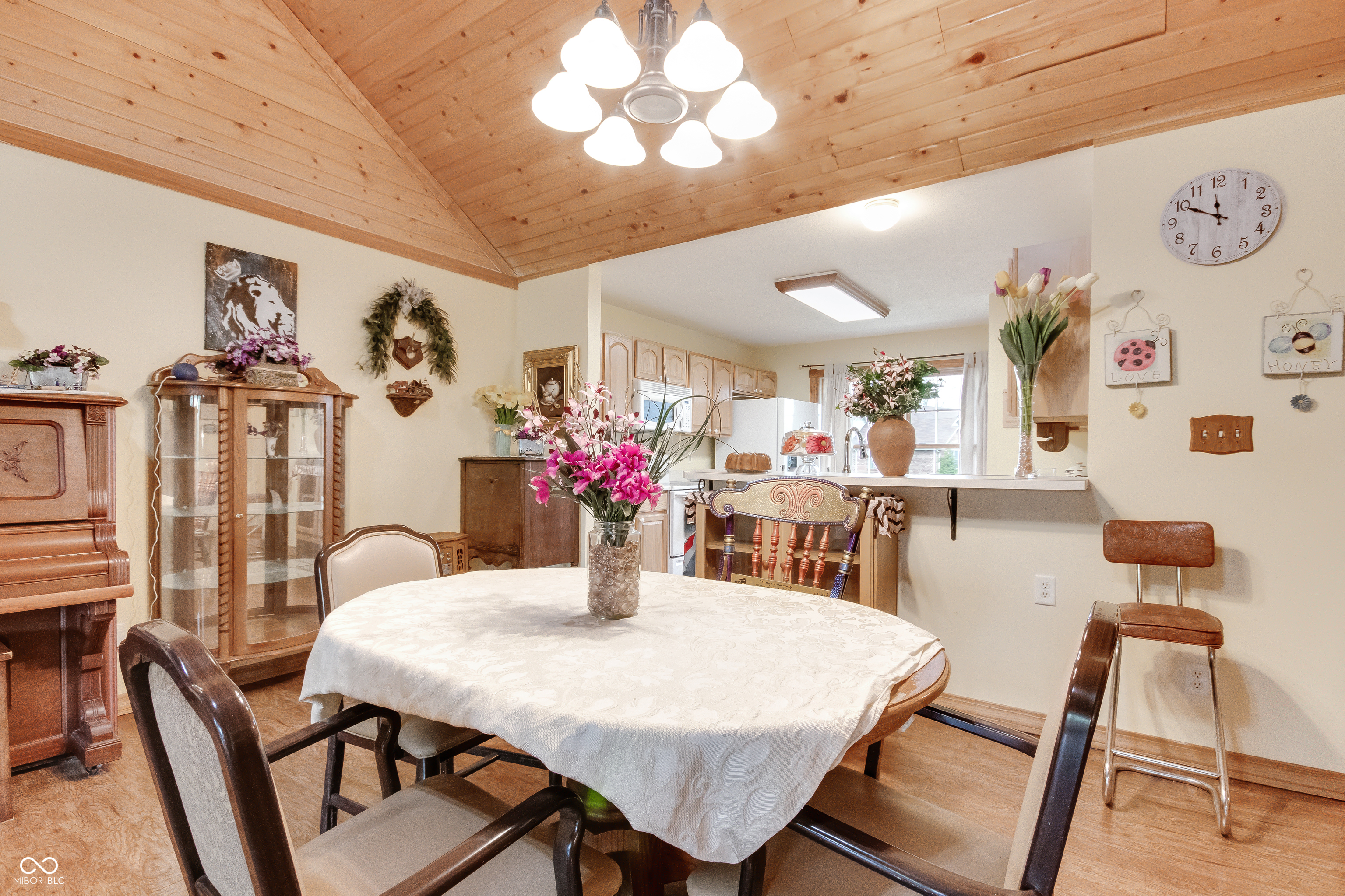 655 Mallards Crossing