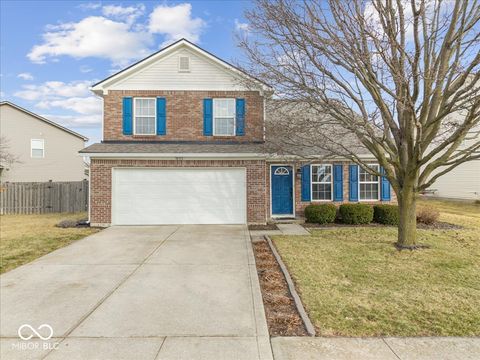 Photo of 7033 N Lyndhurst Crossing, McCordsville, IN 46055 (MLS # 22083963)