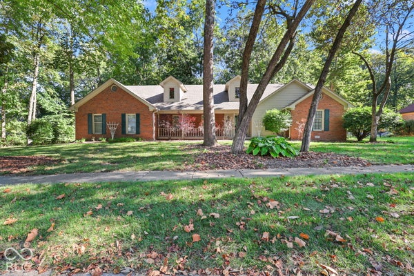 431 N TIMBER TRL, GREENWOOD, IN 46142 - Image 3be0d32f1de527058a1d76d8408db3f4/273320836