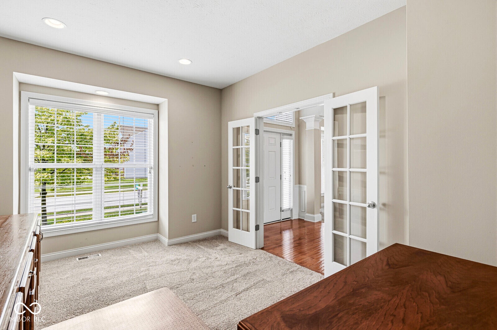 613 Hummingbird Drive