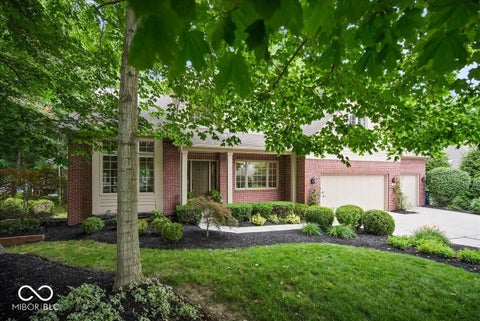 Photo of 811 Pebble Brook Place, Noblesville, IN 46062 (MLS # 22108939)