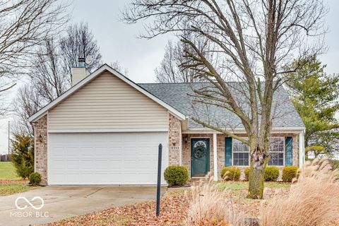 Photo of 12353 Driftstone Drive, Fishers, IN 46037 (MLS # 22076898)