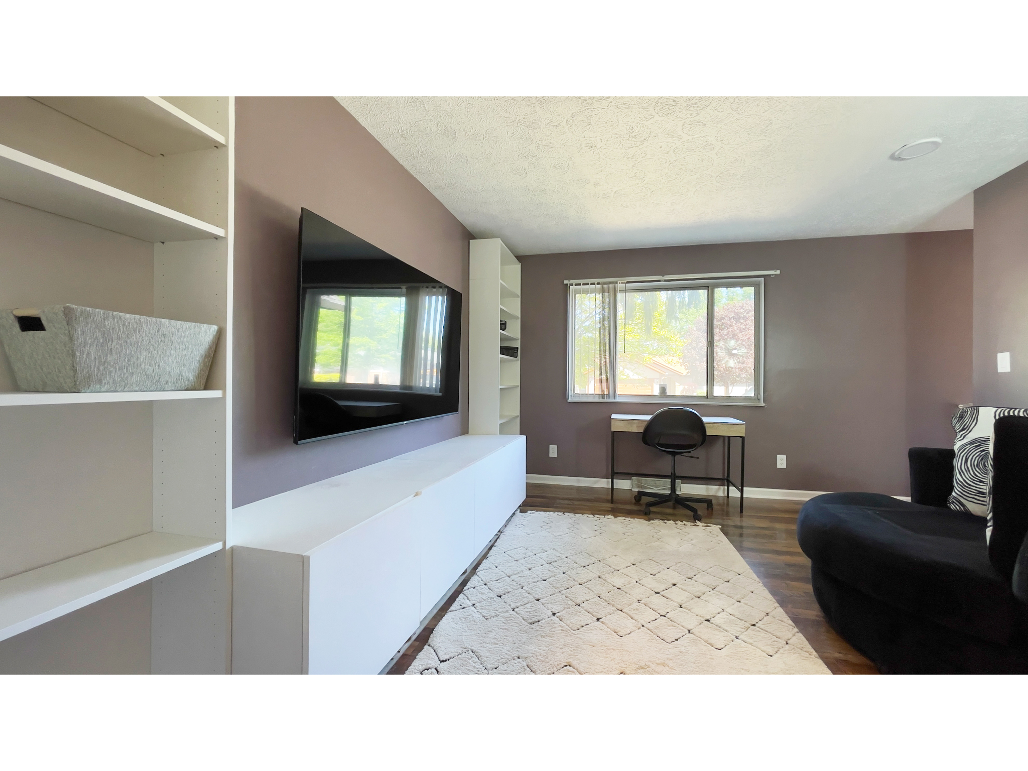 5627 Hill Rise Drive