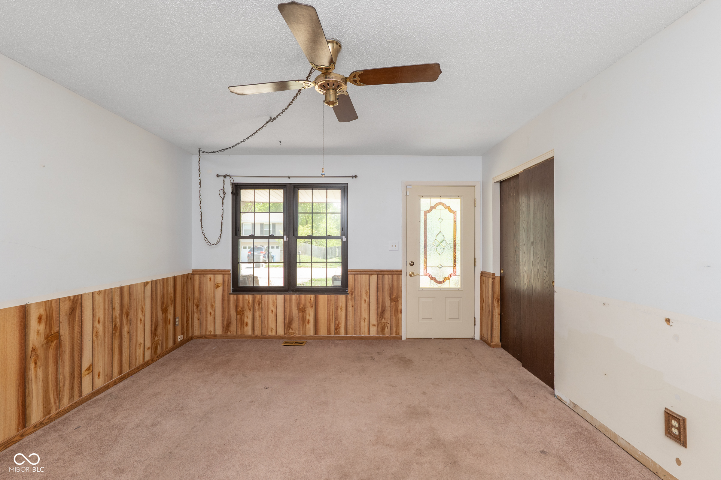 Picture for the property 22098106, 3 beds, 2 baths