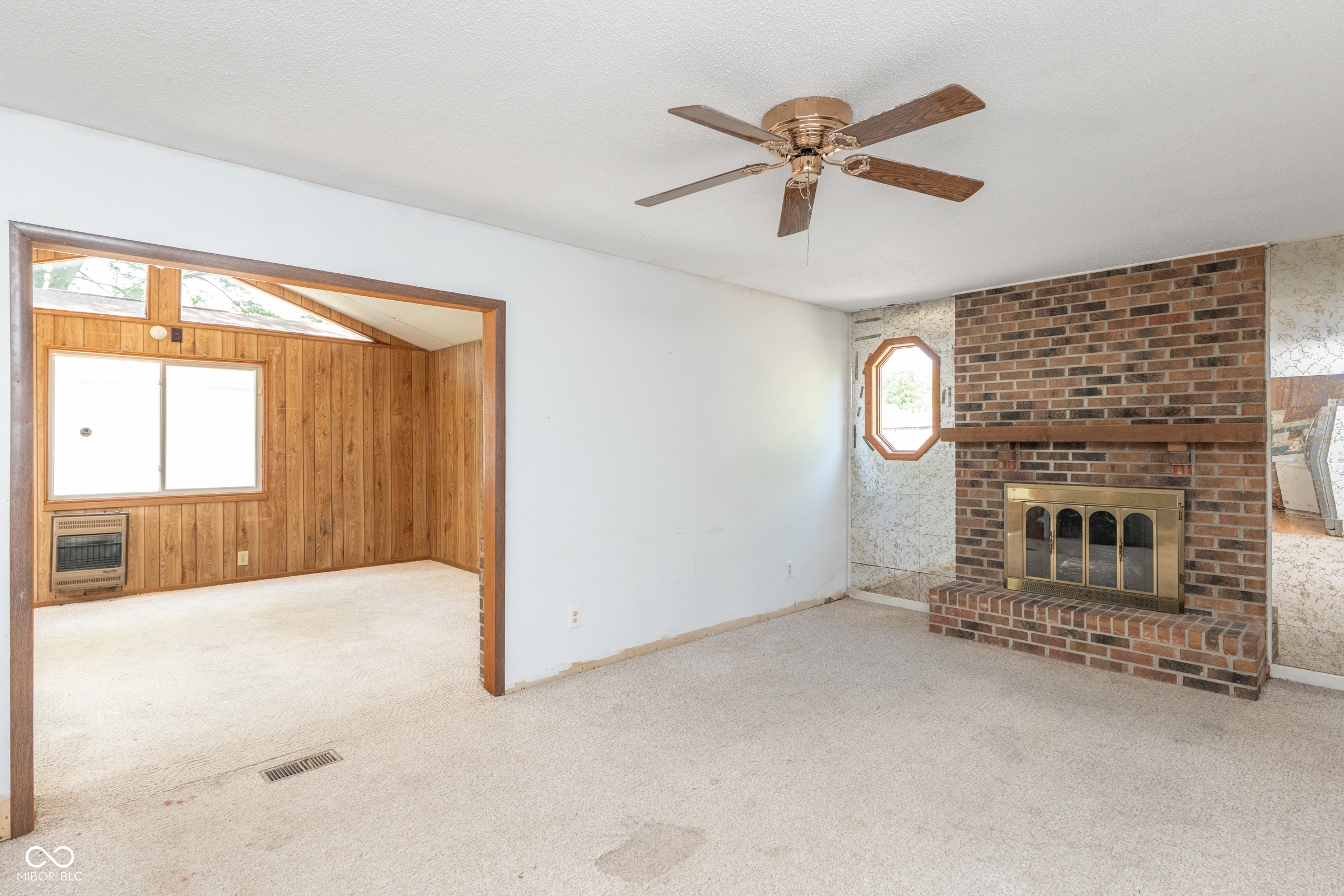 Picture for the property 22098106, 3 beds, 2 baths
