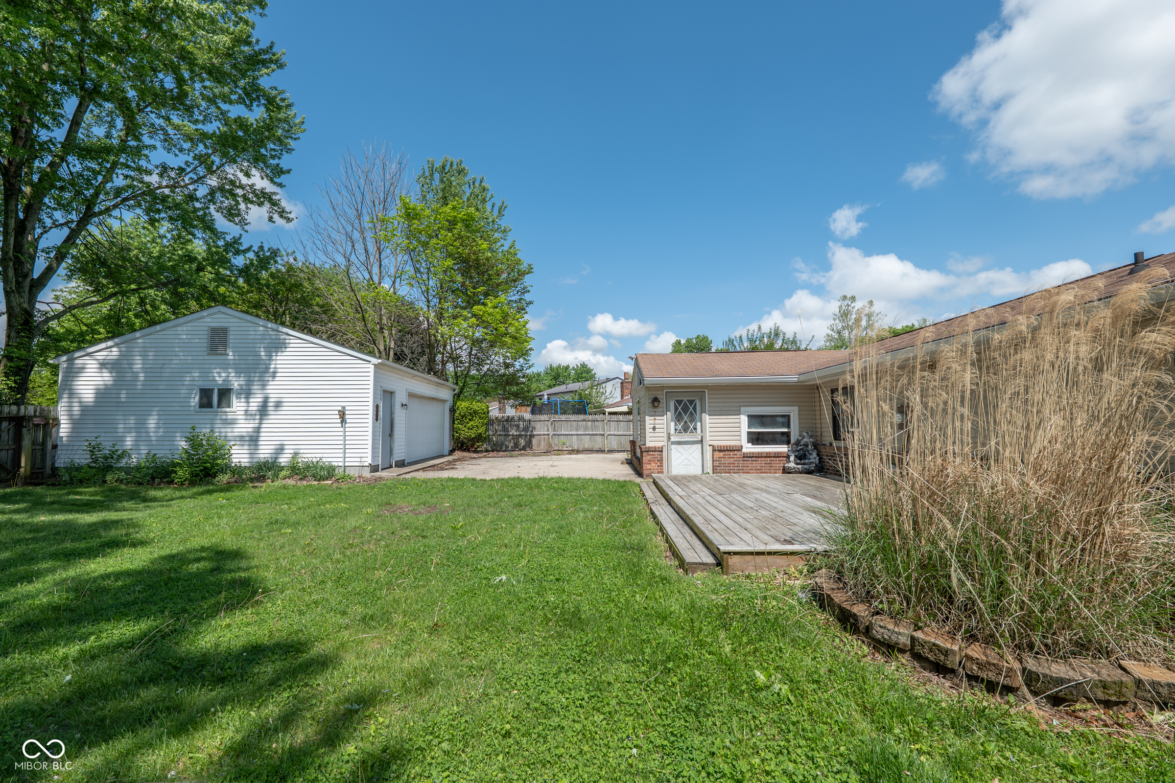 Picture for the property 22098106, 3 beds, 2 baths