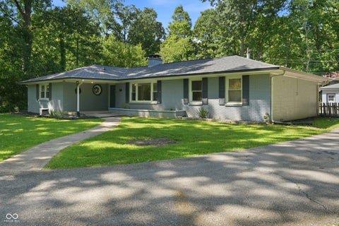 Photo of 3418 Rutledge Drive, Indianapolis, IN 46228 (MLS # 22122898)
