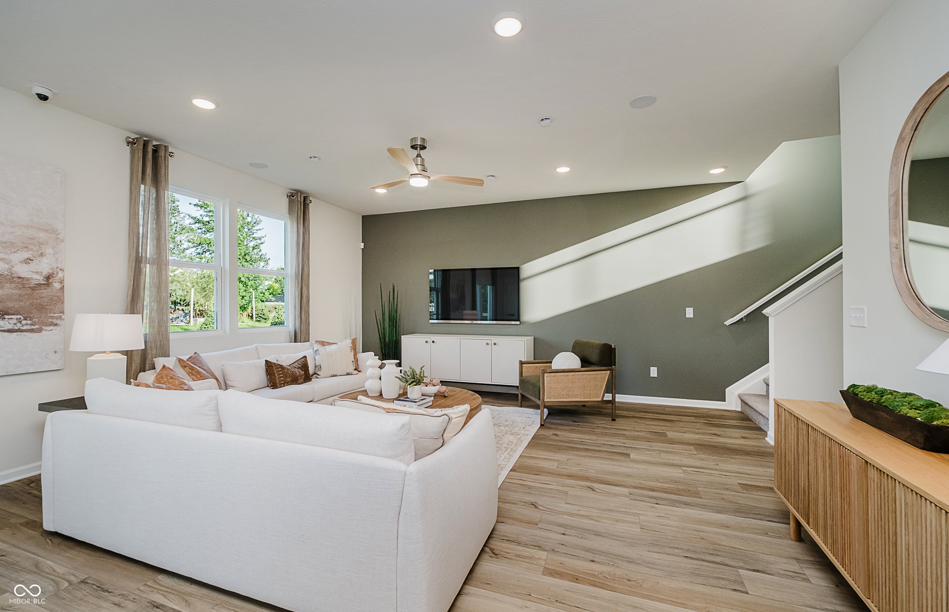 3889 Riverstone Drive