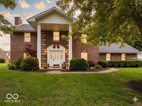 Photo of 2490 E Northwood Avenue, Terre Haute, IN 47805 (MLS # 22106993)