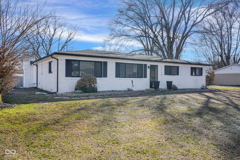 7114 S Midland Avenue Columbus IN 47201