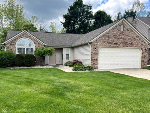 Photo of 525 Buffalo Run Drive, Indianapolis, IN 46227 (MLS # 22099203)